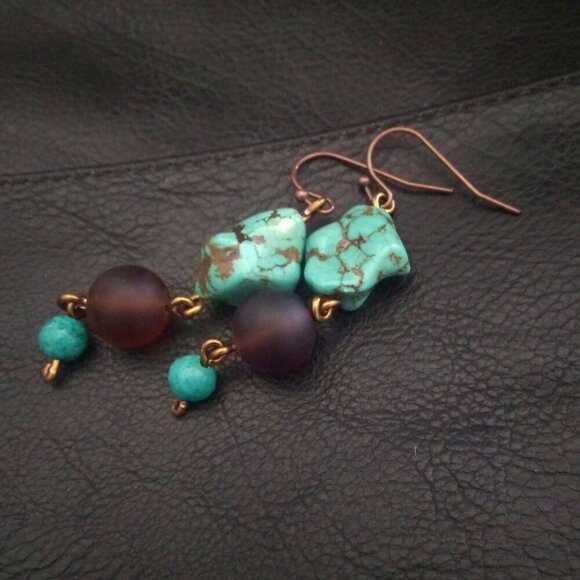 Handmade for the Wild@Heart! Turquoise Magnesite Dangle Earrings - Southwestern - Picture 9 of 13